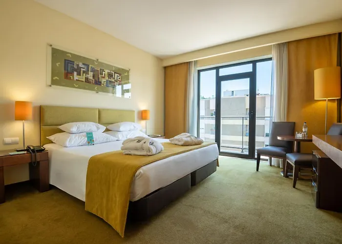 מלון Gale קוימברה