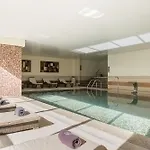 Gale Hotel 4*