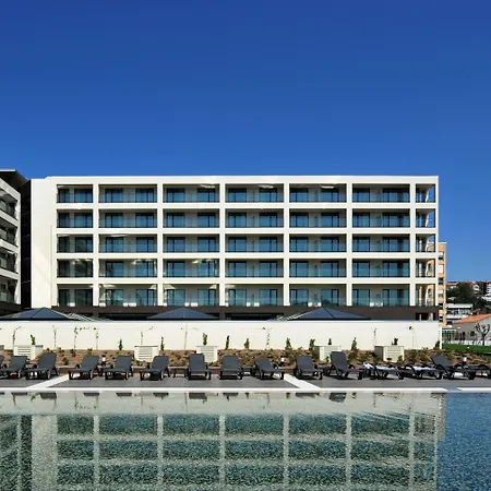 Gale Hotel 4*