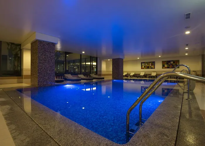 格尔别墅 酒店 4*