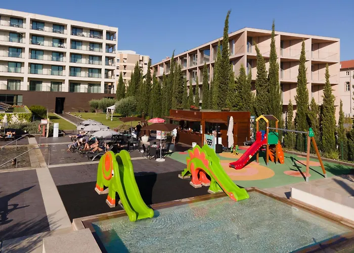 格尔别墅 酒店 4*